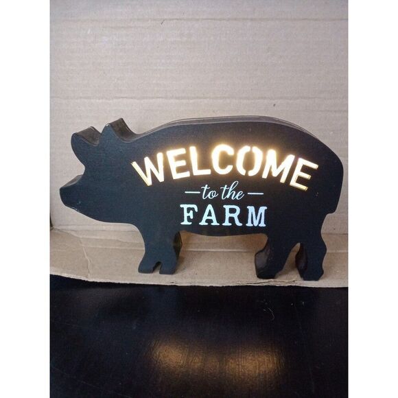 Small Farm Pig Light-Up Welcome Standing Sign - Picture 1 of 2